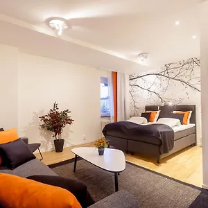 Apartdirect Apartment